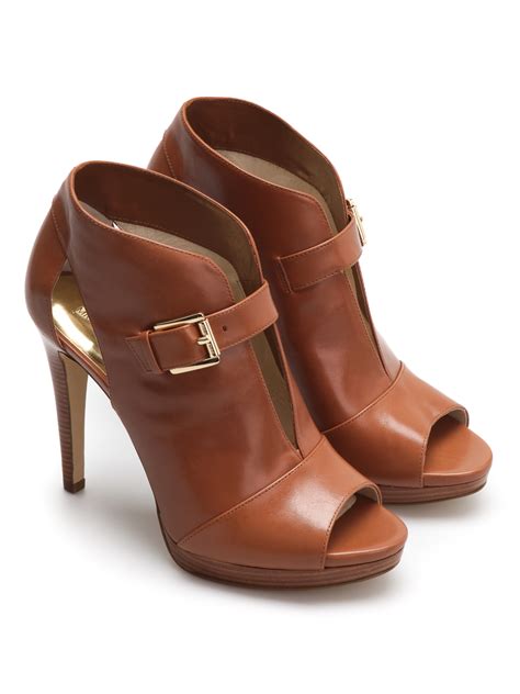 michael kors isabella ankle boot.